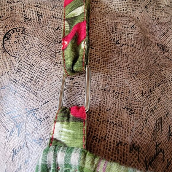 Vtg Reversible Quilted Christmas Apron With Holly & Plaid Design Adjustable Srap - Picture 8 of 12